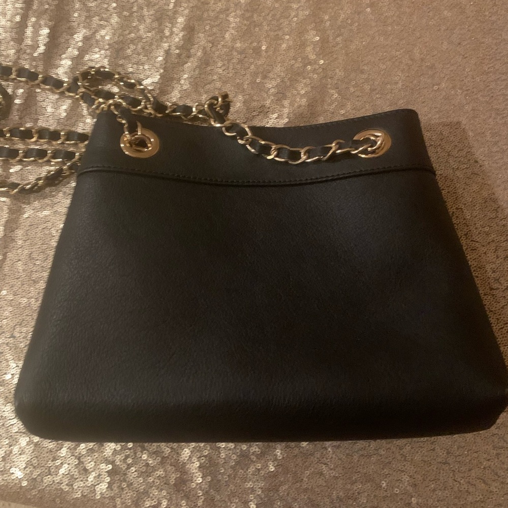 Brand new Valentino bag never worn - Picture 4 of 7